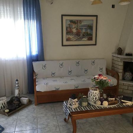 Katerina's appartement Nikiana Bagian luar foto